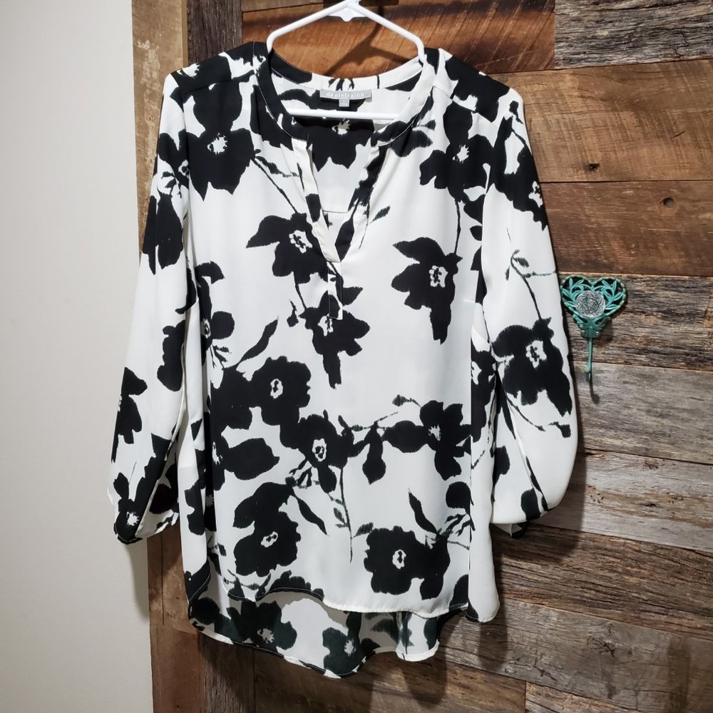 Daniel Rainn Koda Split Neck Blouse L